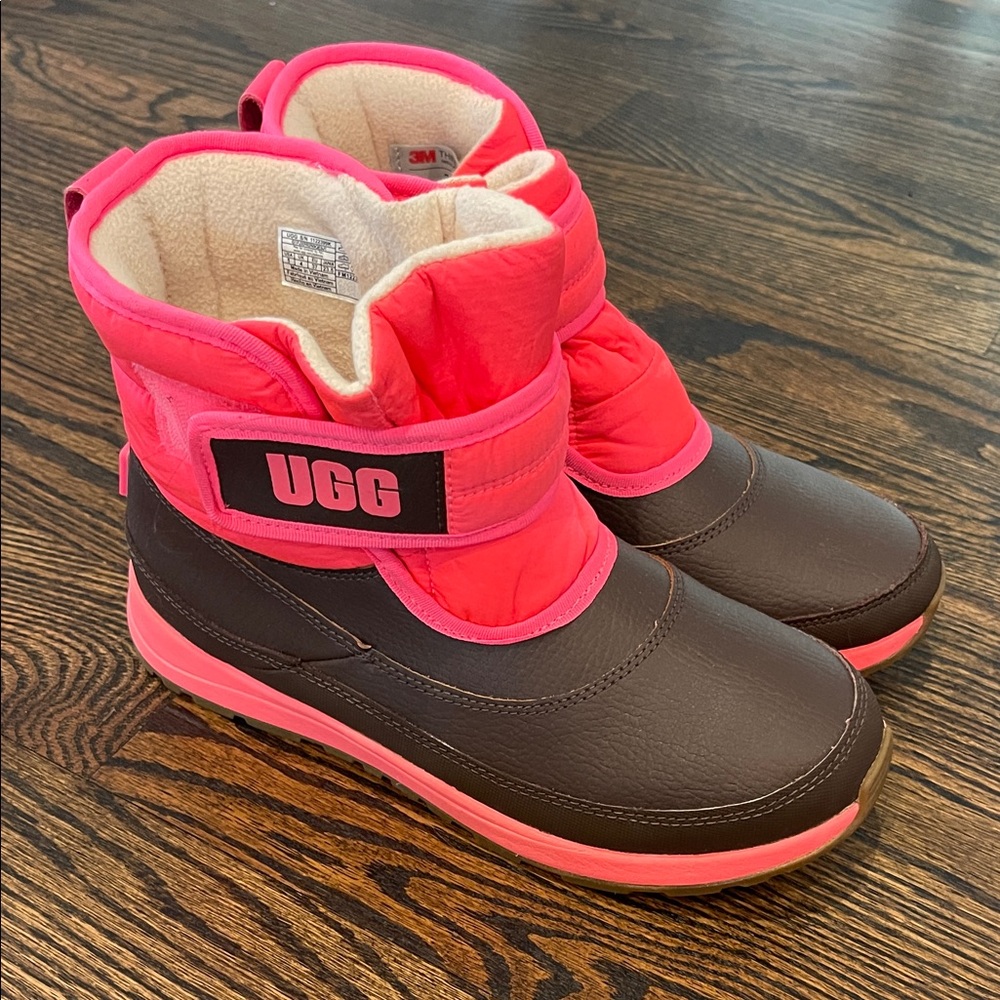 UGG Kids' Taney Vibrant Pink and Dark Brown Snow Boots